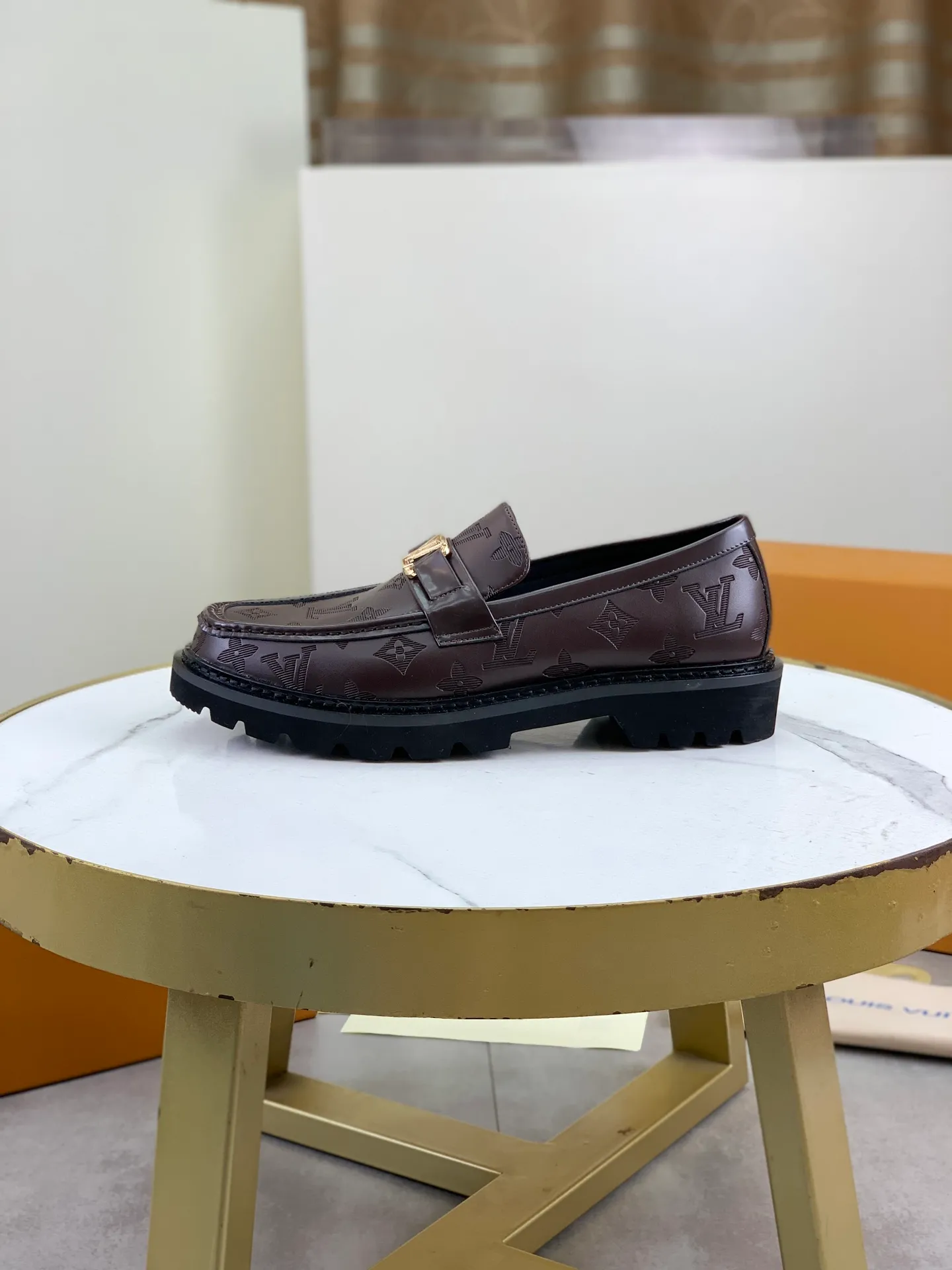 Factory price P820 💎💎💎LOUIS VUITTON [Louis Vuitton] - LV men's business casual leather shoes, luxurious and noble 👞All imported original cowhide, just to create a more comfortable wearing experience, upper: original high-end calfskin ➕Imported soft cowhide lining, original lightweight foam outsole ✔️ Color: 6️⃣colors available Size: 39-44 (38.45 46 can be customized (non-returnable)